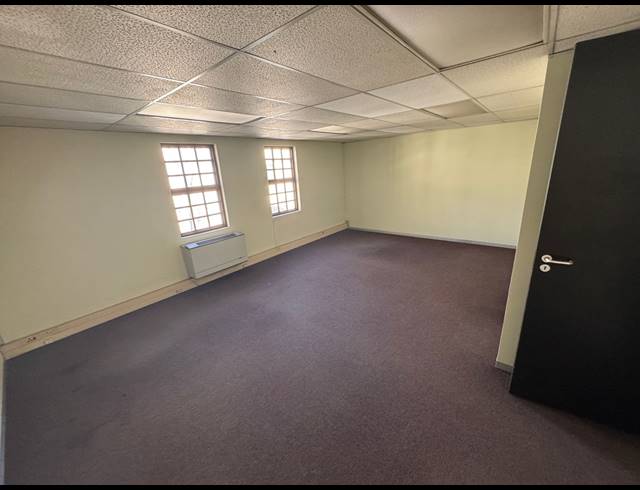 673M² OFFICE TO LET IN EASTGATE